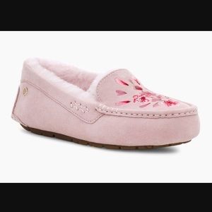 UGG Ansley Blossom Suede Moccasin Slipper